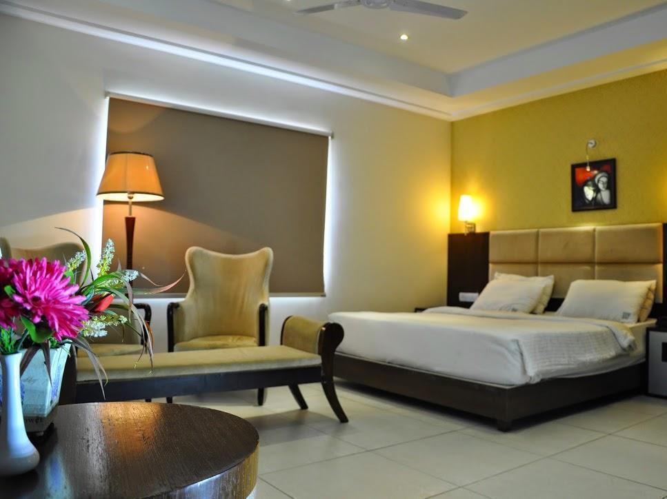 Hotel Shaans Tiruchirappalli Kültér fotó