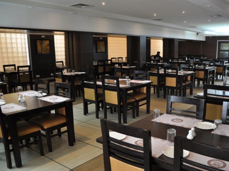 Hotel Shaans Tiruchirappalli Kültér fotó