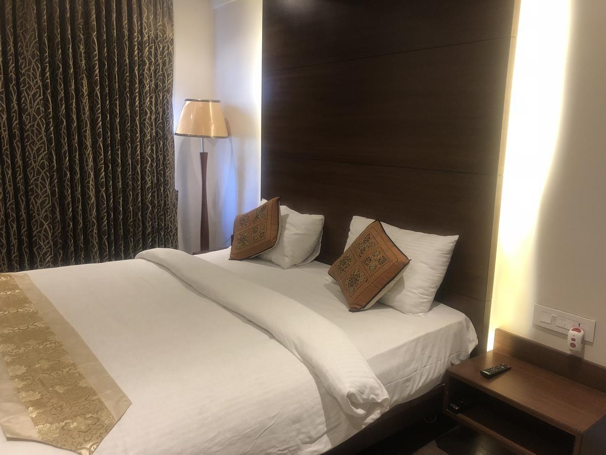 Hotel Shaans Tiruchirappalli Kültér fotó