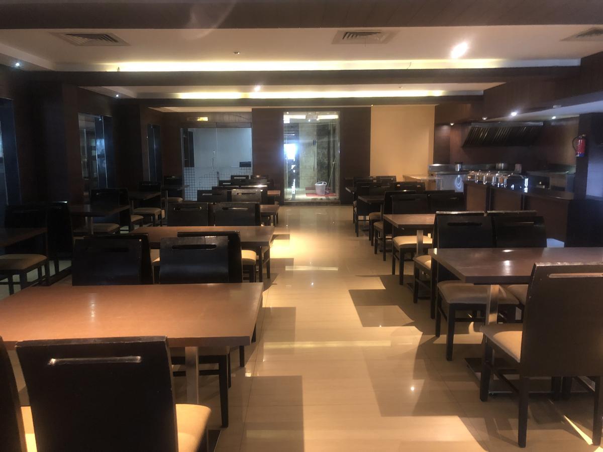 Hotel Shaans Tiruchirappalli Kültér fotó