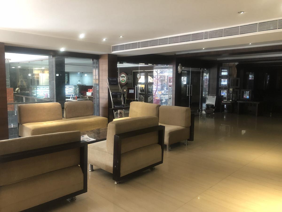 Hotel Shaans Tiruchirappalli Kültér fotó
